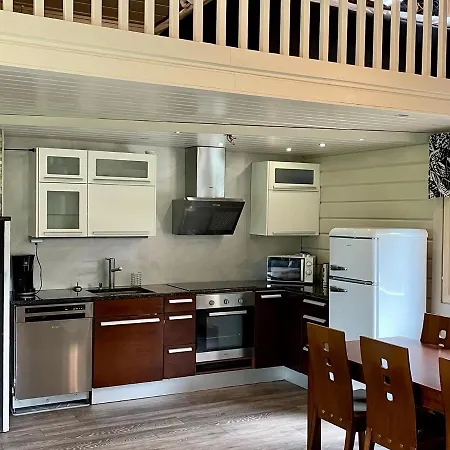 Hietavilla Plaek- Hot Tube - Sauna - Fireplace - 11kw Ev-refuel - Landscape View - Silence - Free Wifi