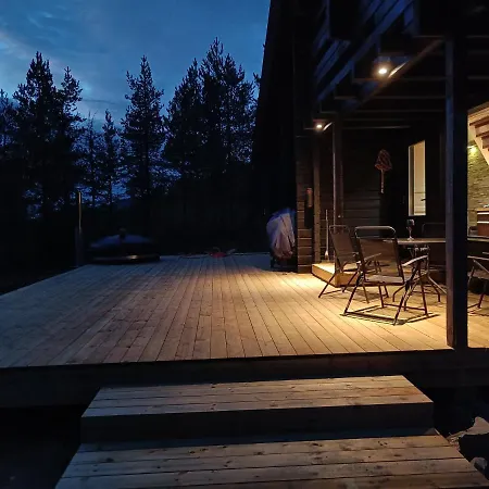 Hietavilla Plaek- Hot Tube - Sauna - Fireplace - 11kw Ev-refuel - Landscape View - Silence - Free Wifi Rukatunturi